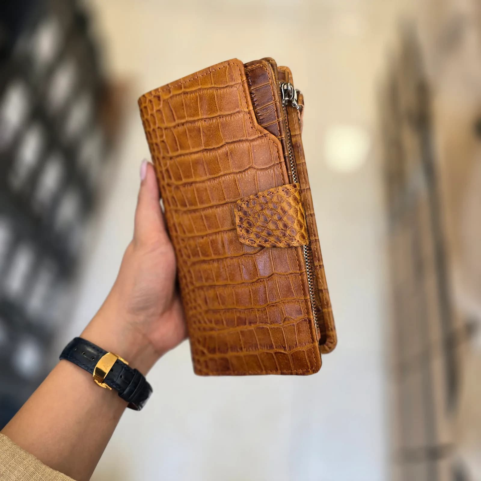 کیف اداری چرم؛ راهنمای انتخاب برای محیط کار